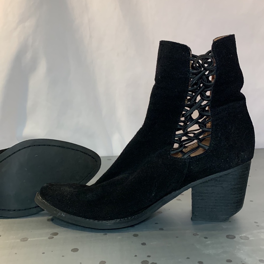 Like New Jeffrey Campbell - Dubois Bootie, Black Distressed Suede